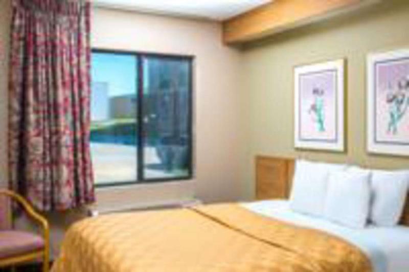 Oyo Hotel Lincoln Airport Ne, Hwy 80 Buitenkant foto